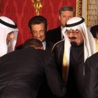 obamabowstosaudikingSM
